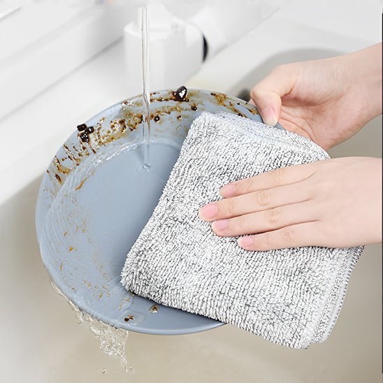 chiffon-nettoyage-cuisine-vaisselle-assiette