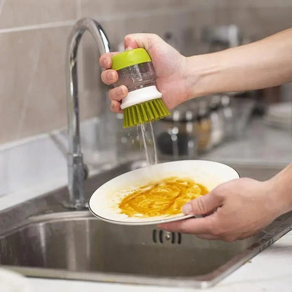 brosse-vaisselle-assiette-réservoir-intégré