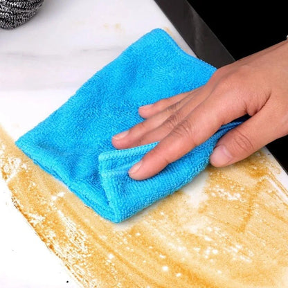 chiffon-en-microfibre-bleu-ménage